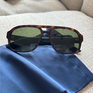 Tortoise Shell Gucci Aviator Sunglasses